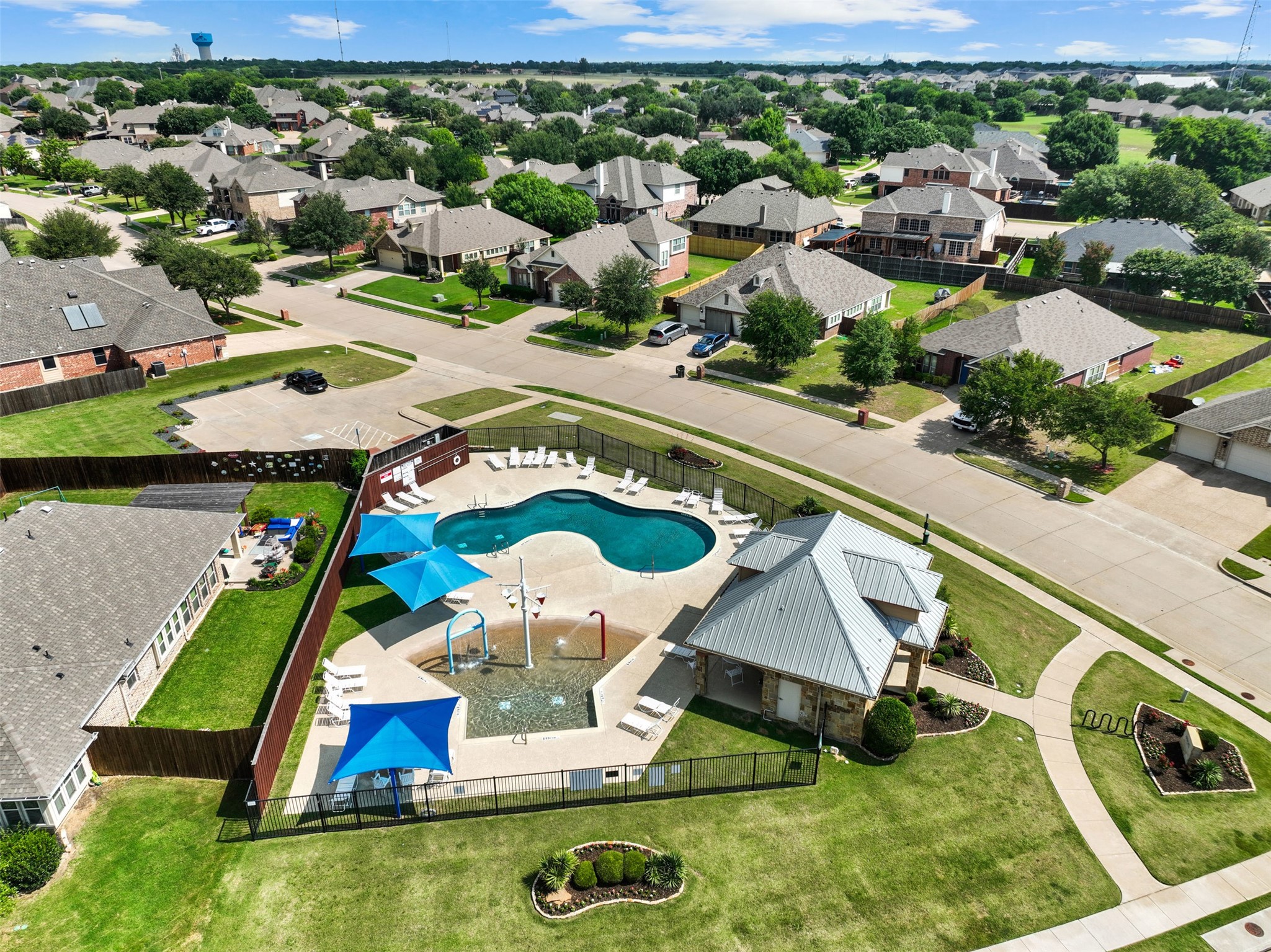 726 Celebrity Court Midlothian TX 76065