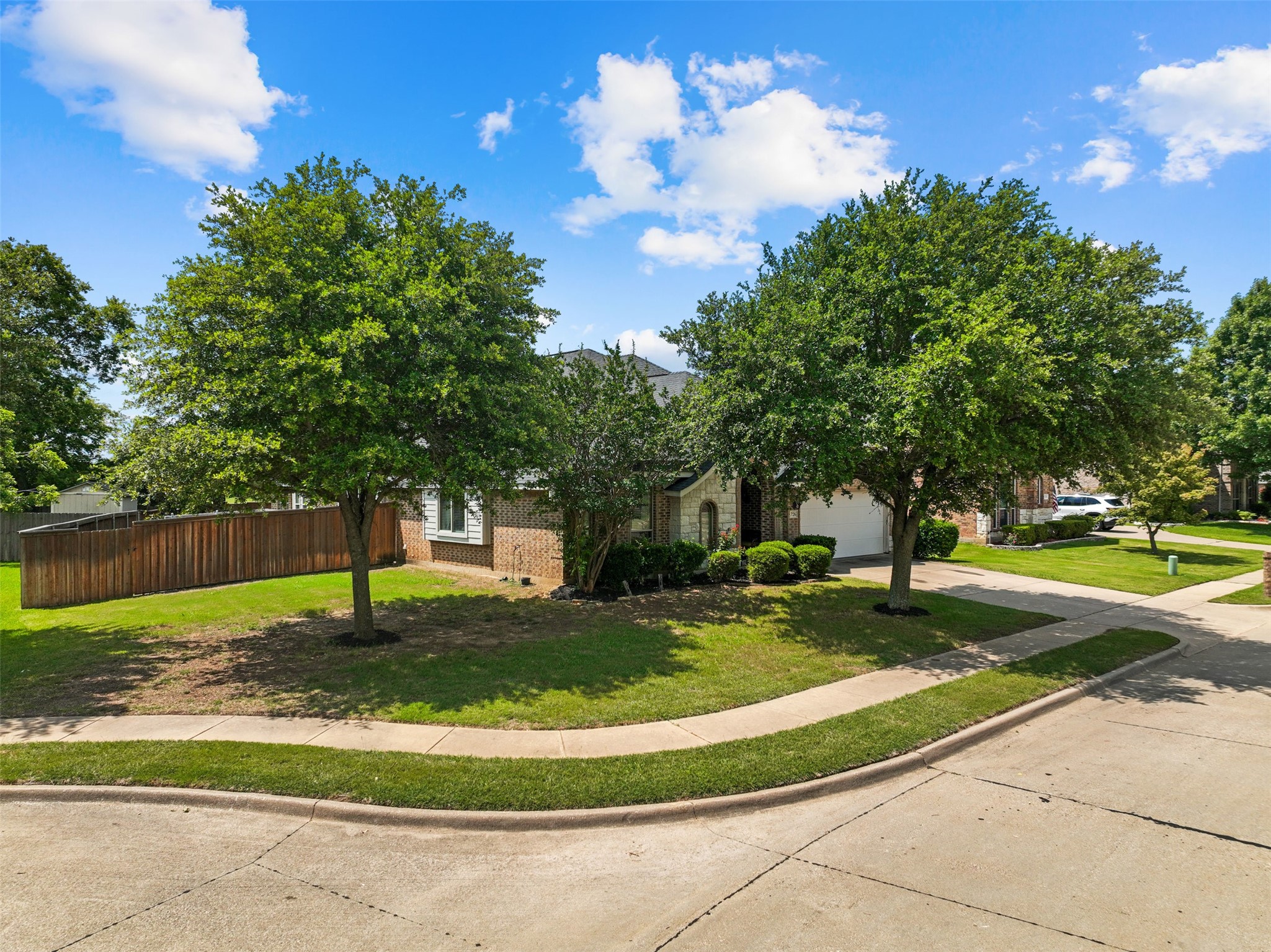 726 Celebrity Court Midlothian TX 76065