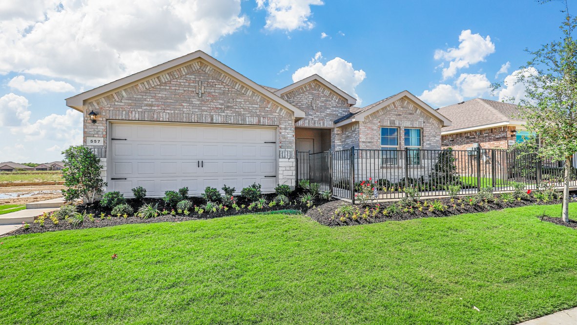 557 Marsh Street Cleburne TX 76033