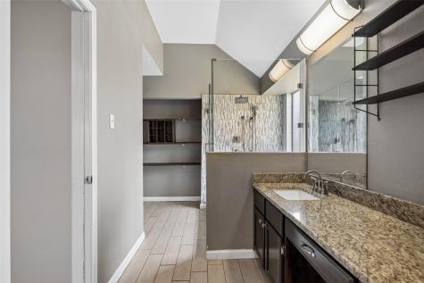 2117 Oak Bend Lane Garland TX 75040
