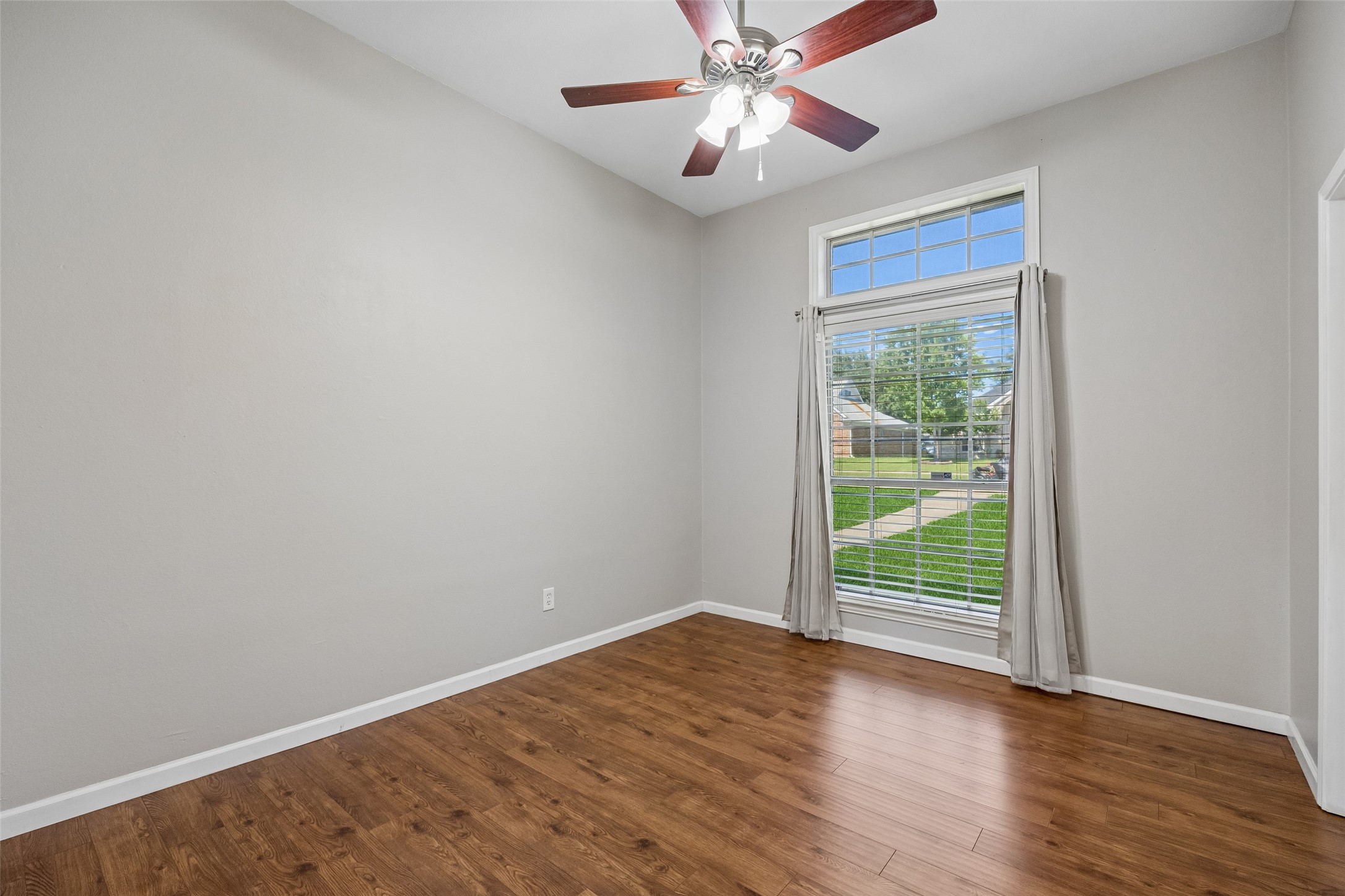 2117 Oak Bend Lane Garland TX 75040