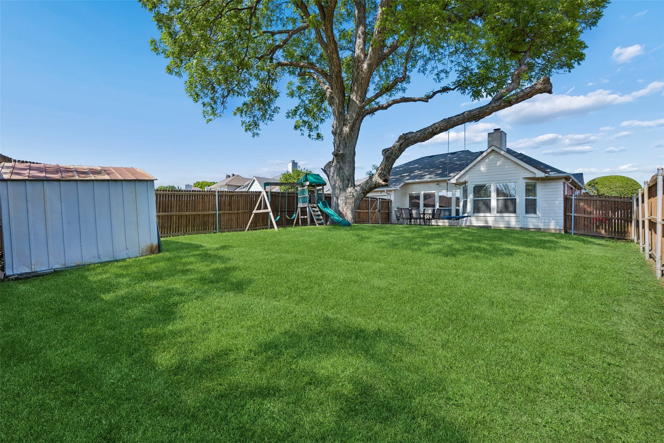 2117 Oak Bend Lane Garland TX 75040