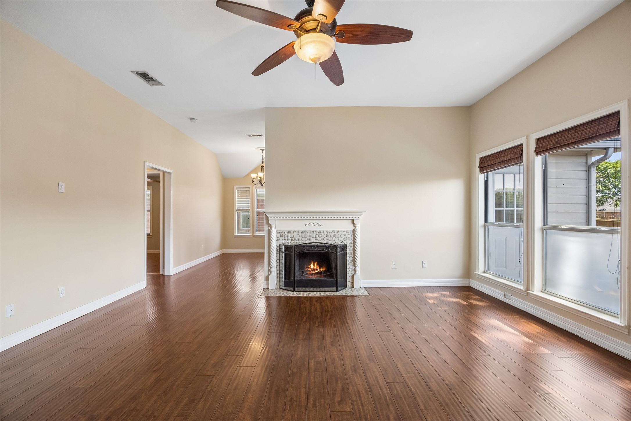 2117 Oak Bend Lane Garland TX 75040