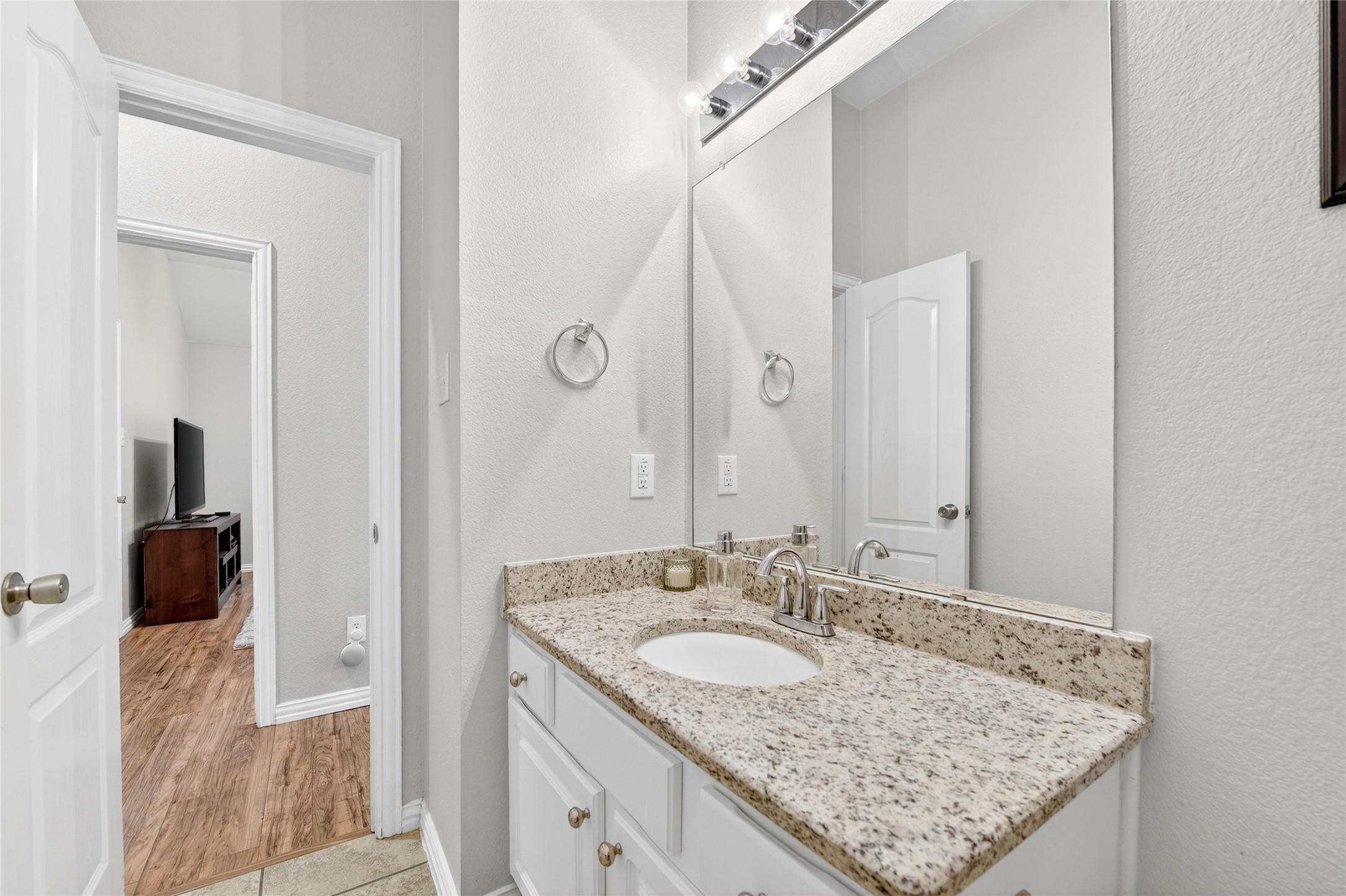 2712 Loon Lake Road Denton TX 76210