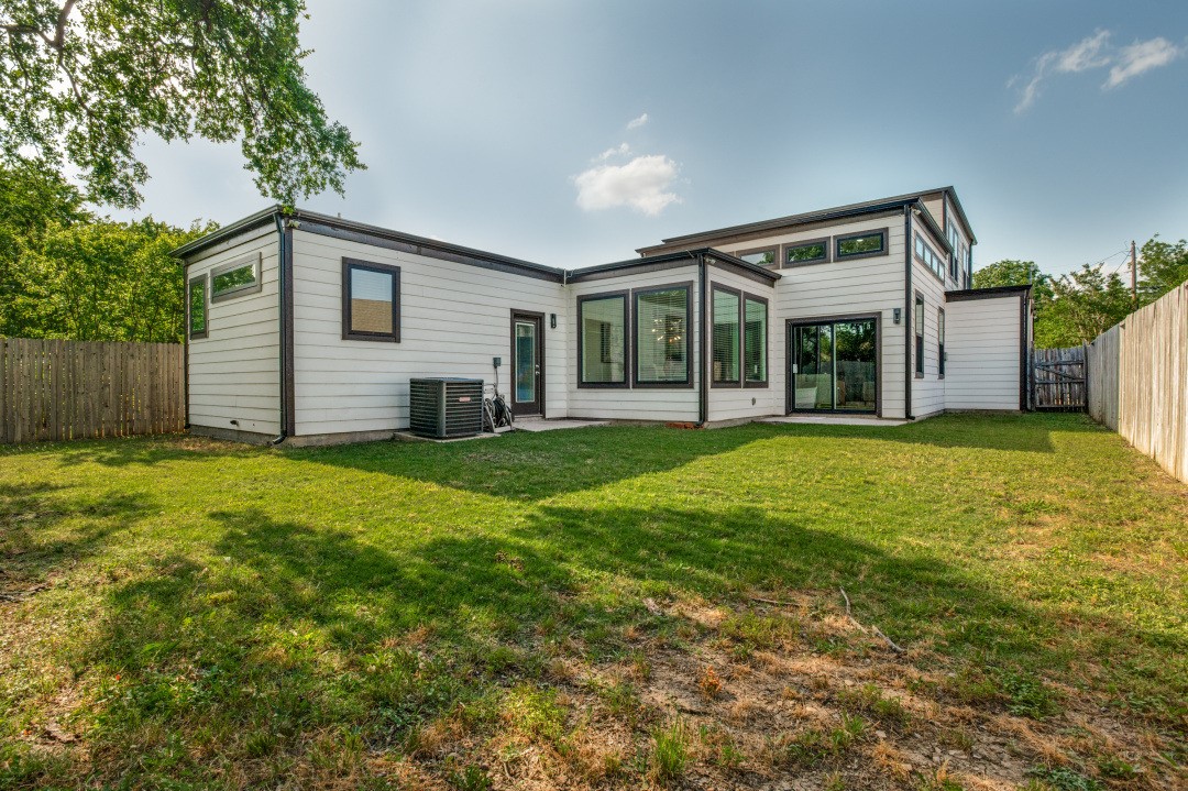 1942 Mcbroom Street Dallas TX 75212