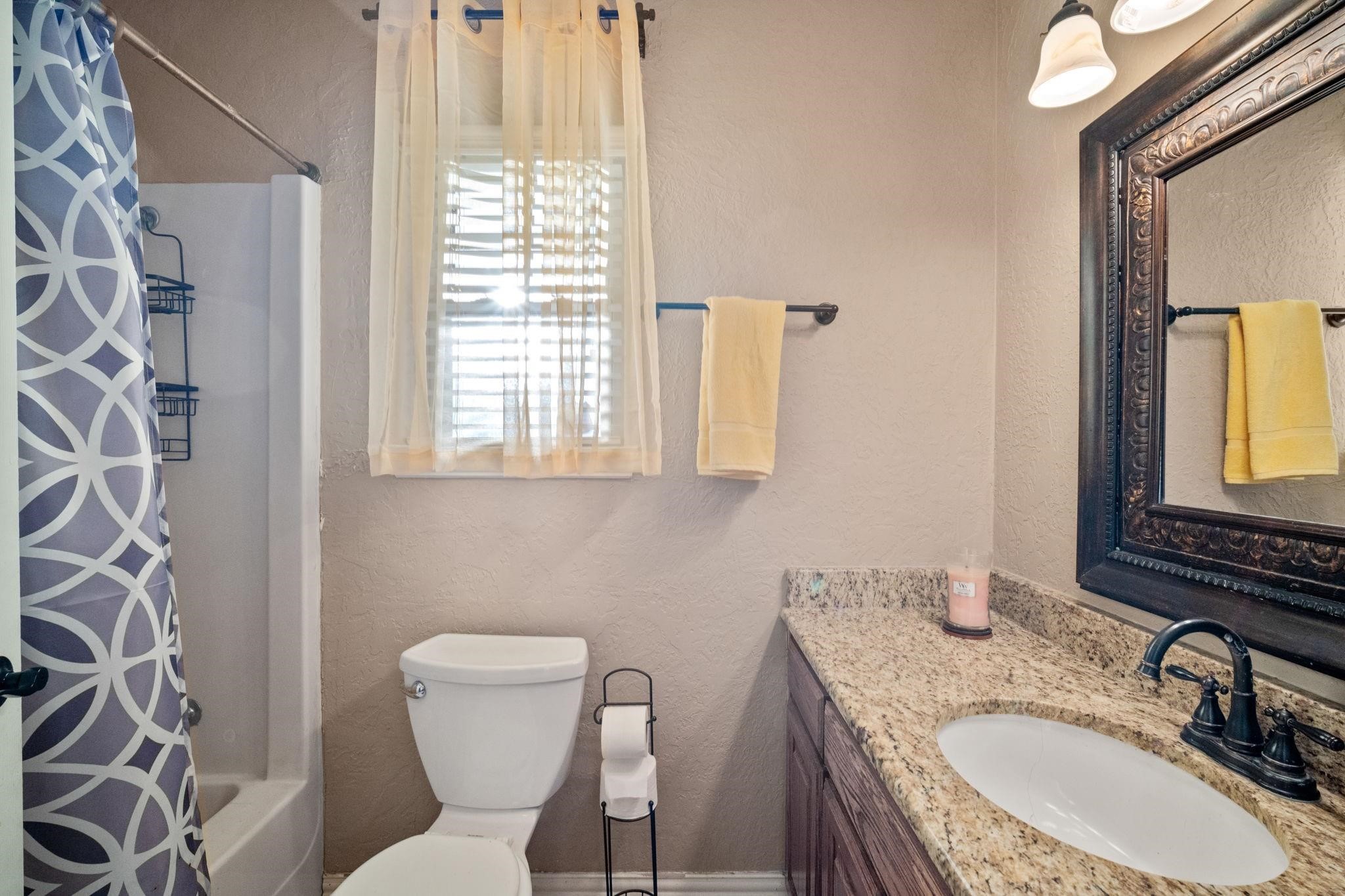 1114 S Crockett Street Sherman TX 75090