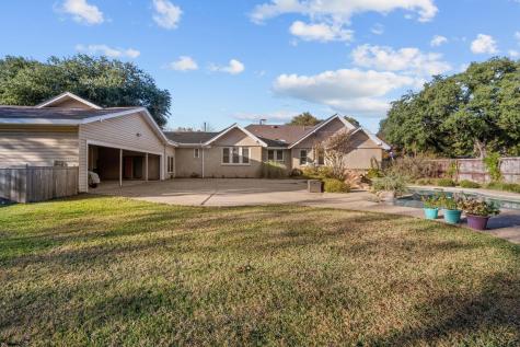 1114 S Crockett Street Sherman TX 75090