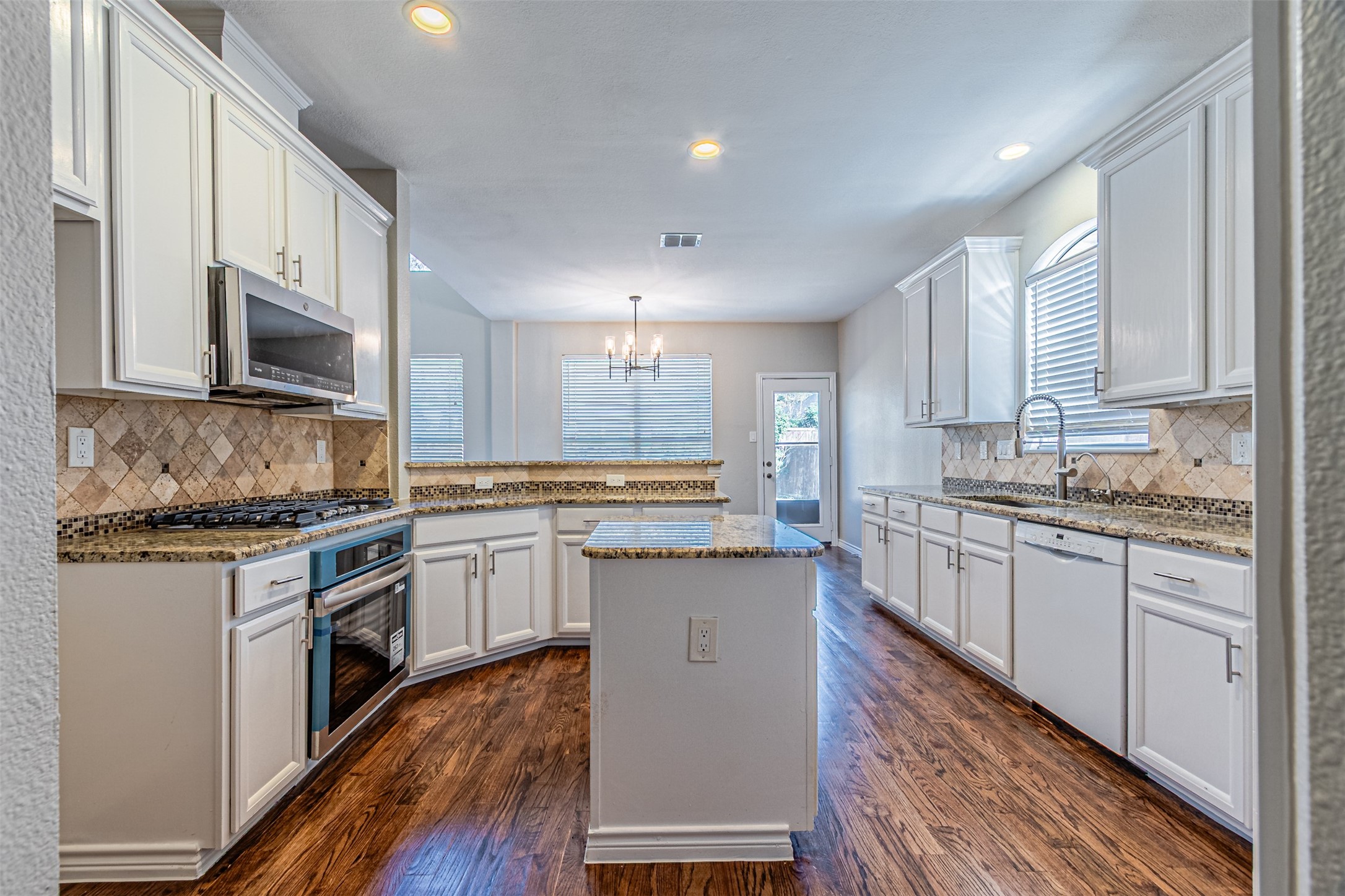 1900 Sumac Drive Flower Mound TX 75028