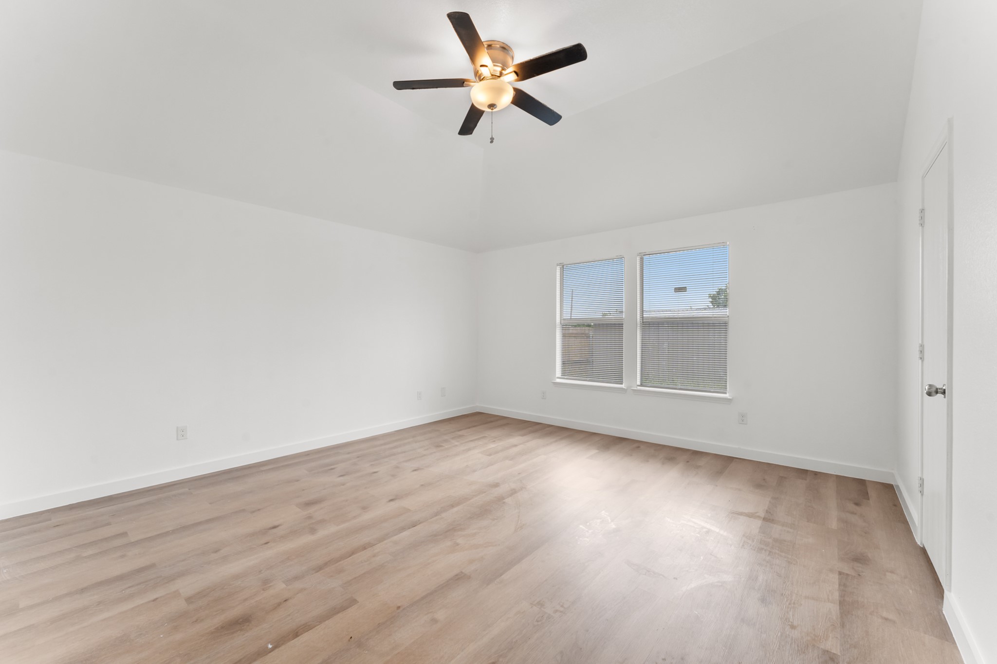 8471 Widgeon Way Dallas TX 75249