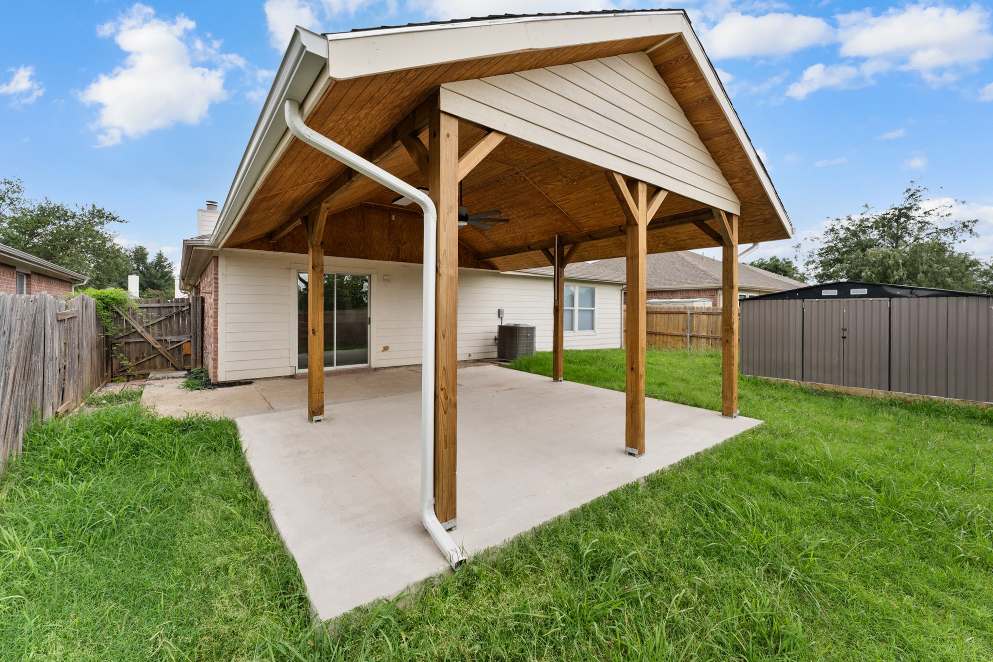 8471 Widgeon Way Dallas TX 75249
