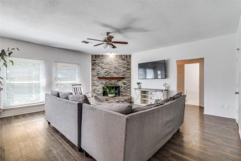 8321 Bristol Court Rowlett TX 75089