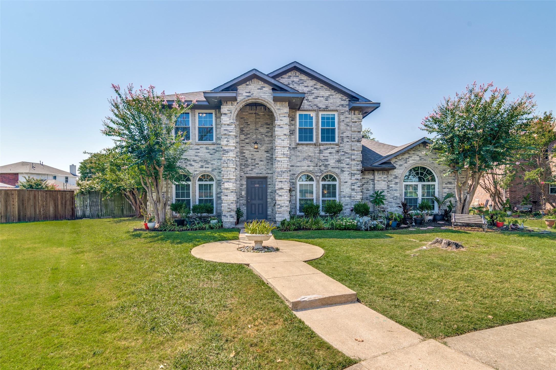 8321 Bristol Court Rowlett TX 75089