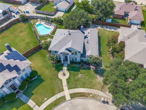 8321 Bristol Court Rowlett TX 75089