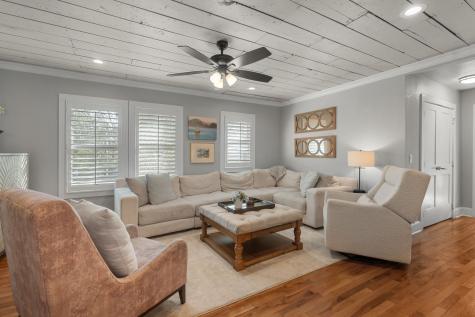 704 Barnes Street Mckinney TX 75069