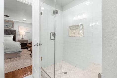 704 Barnes Street Mckinney TX 75069