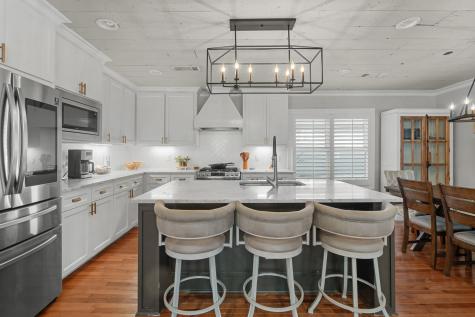 704 Barnes Street Mckinney TX 75069