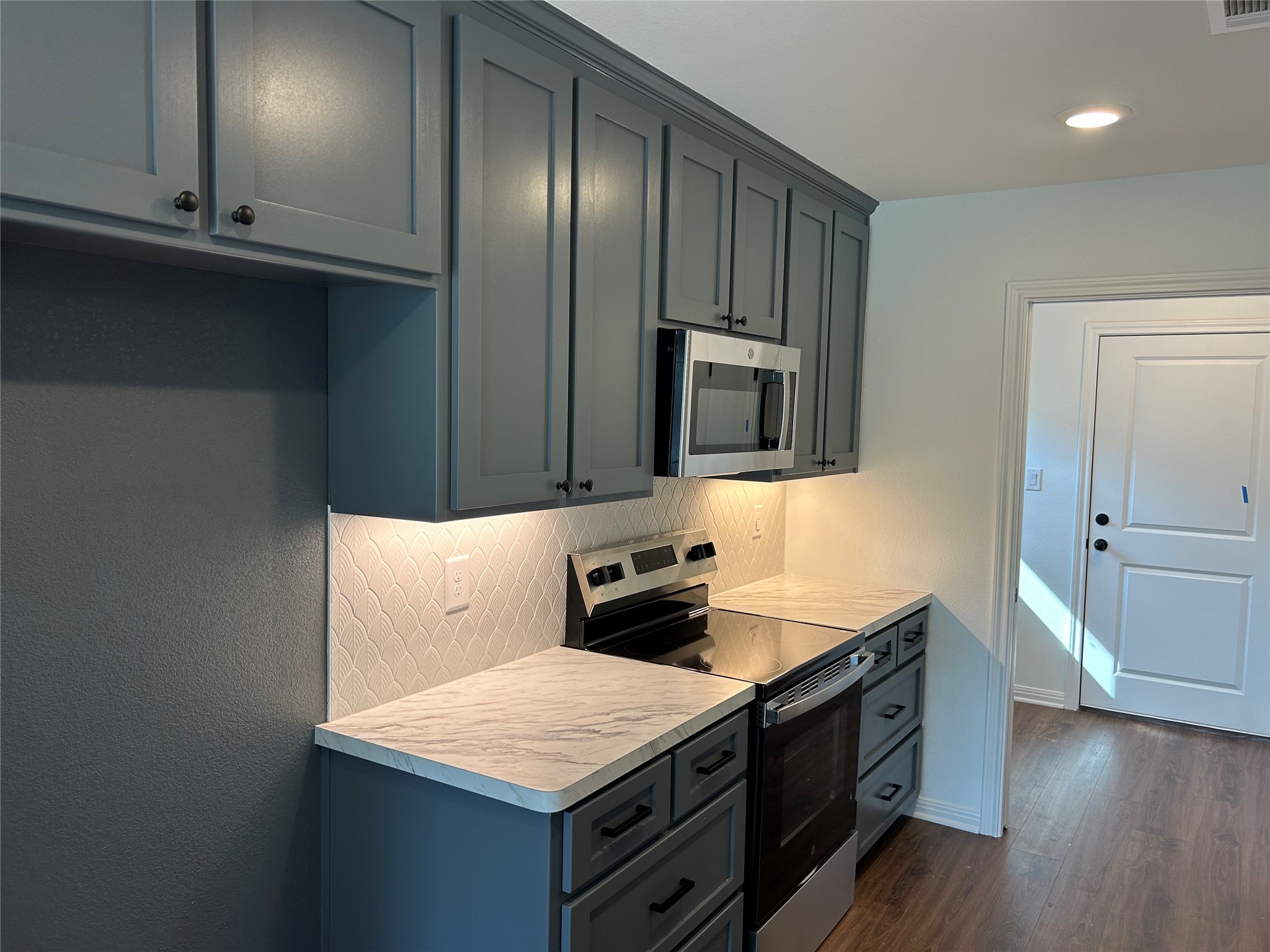 412 Conway Street Lacy Lakeview TX 76705