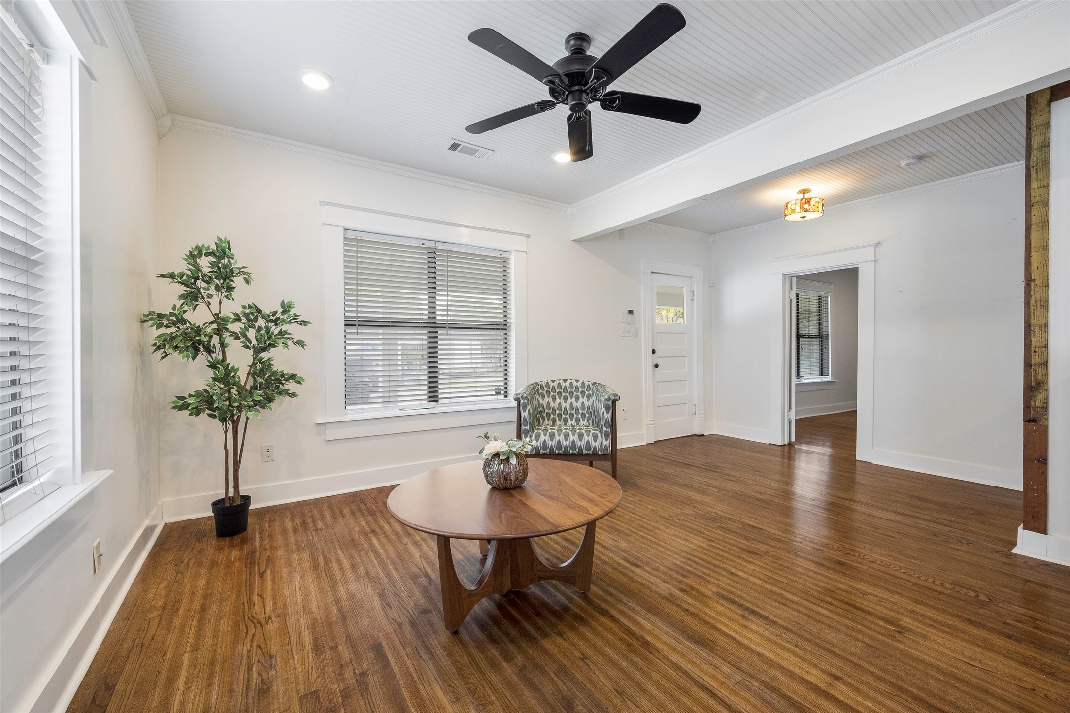 1013 Sherman Street Mckinney TX 75069