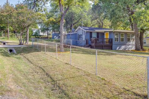 501 Marquette Avenue Azle TX 76020