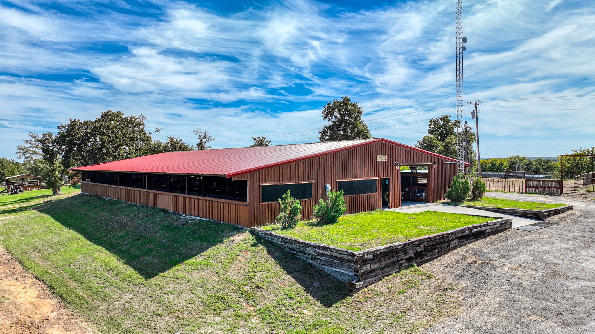 9739 E Us Highway 82 Whitesboro TX 76273