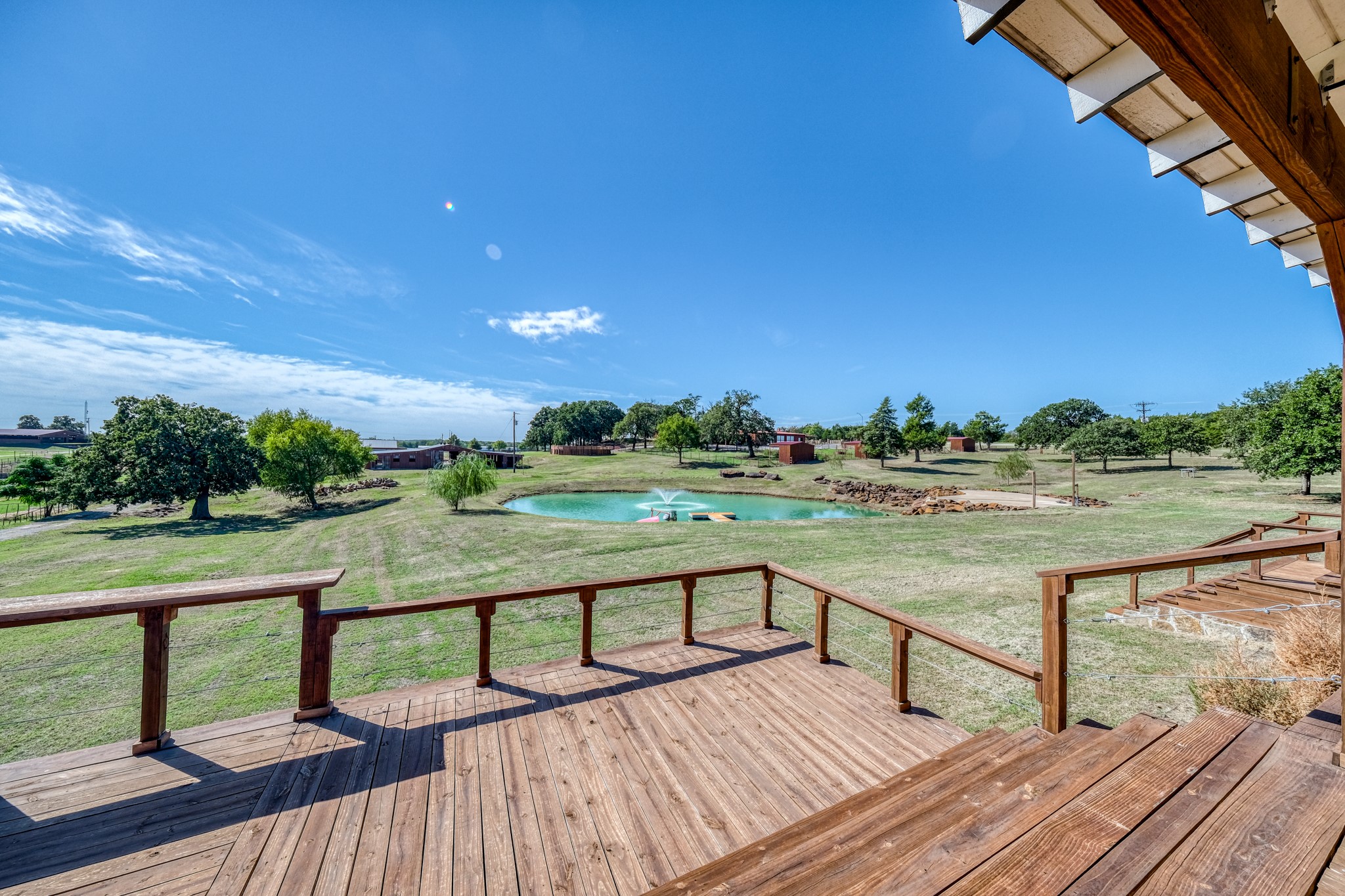 9739 E Us Highway 82 Whitesboro TX 76273