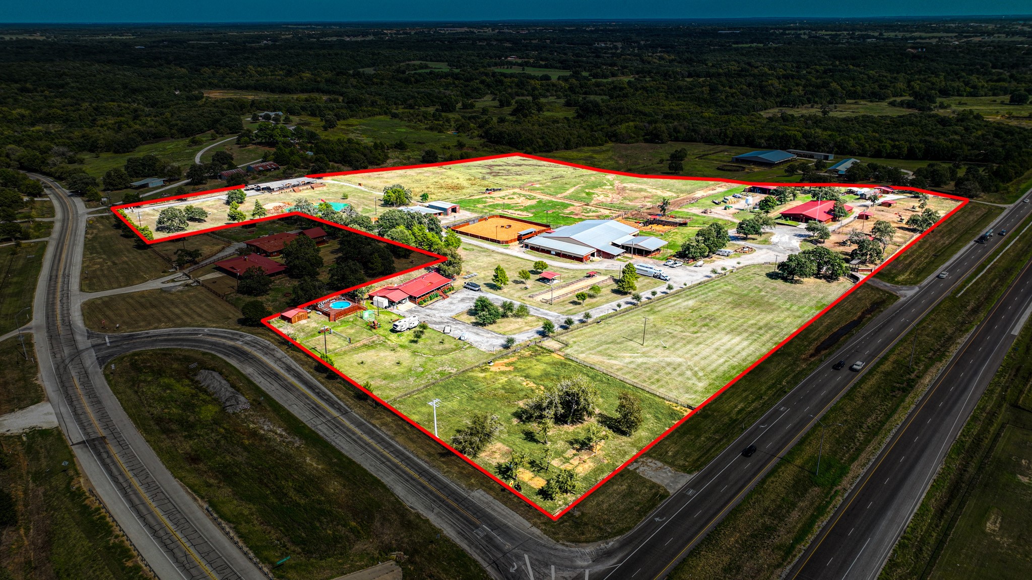 9739 E Us Highway 82 Whitesboro TX 76273