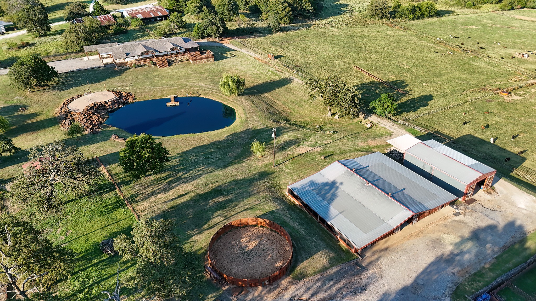 9739 E Us Highway 82 Whitesboro TX 76273