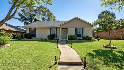 1923 Sierra Drive Lewisville TX 75077