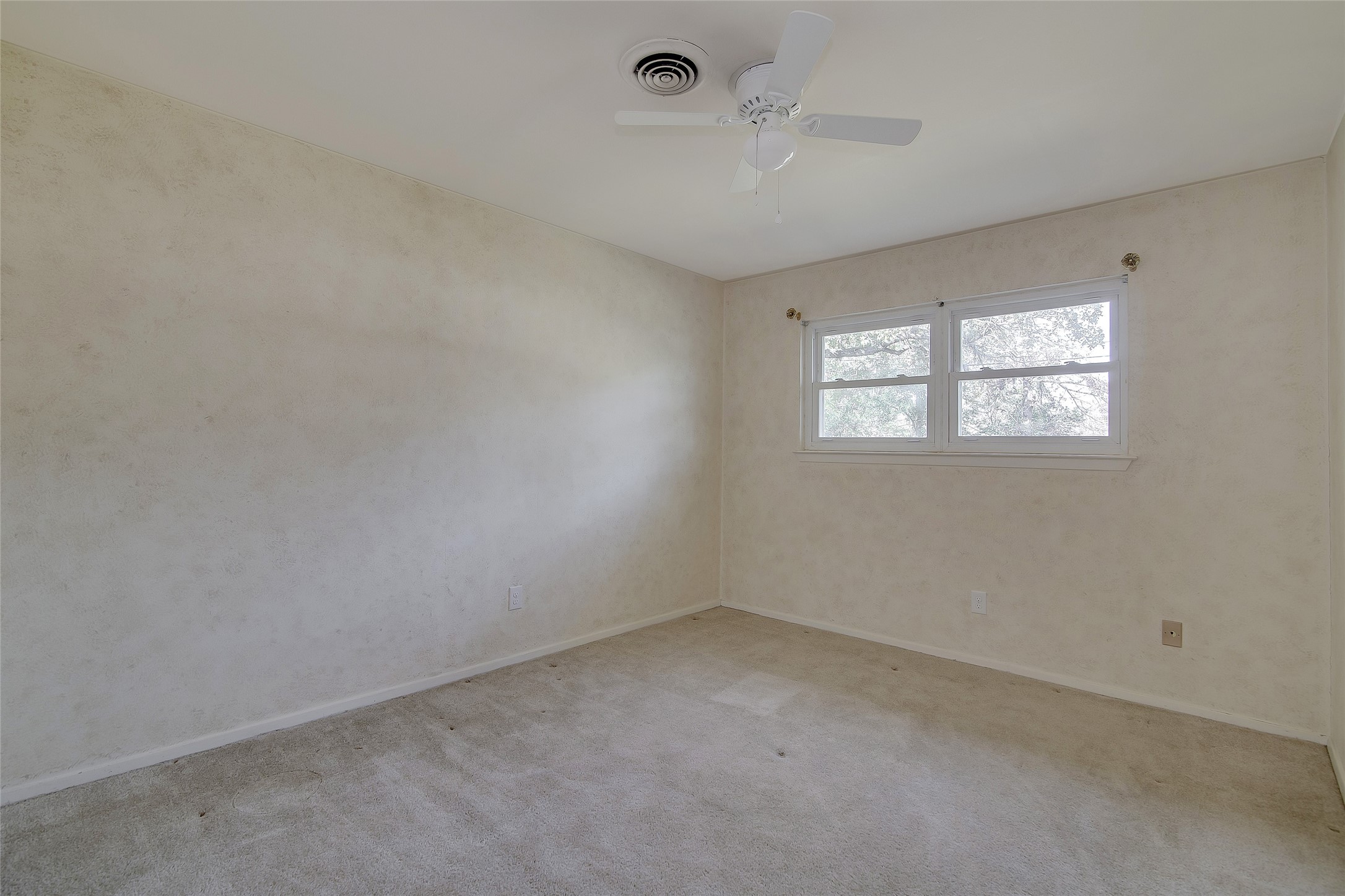 2709 Norwood Lane Arlington TX 76013