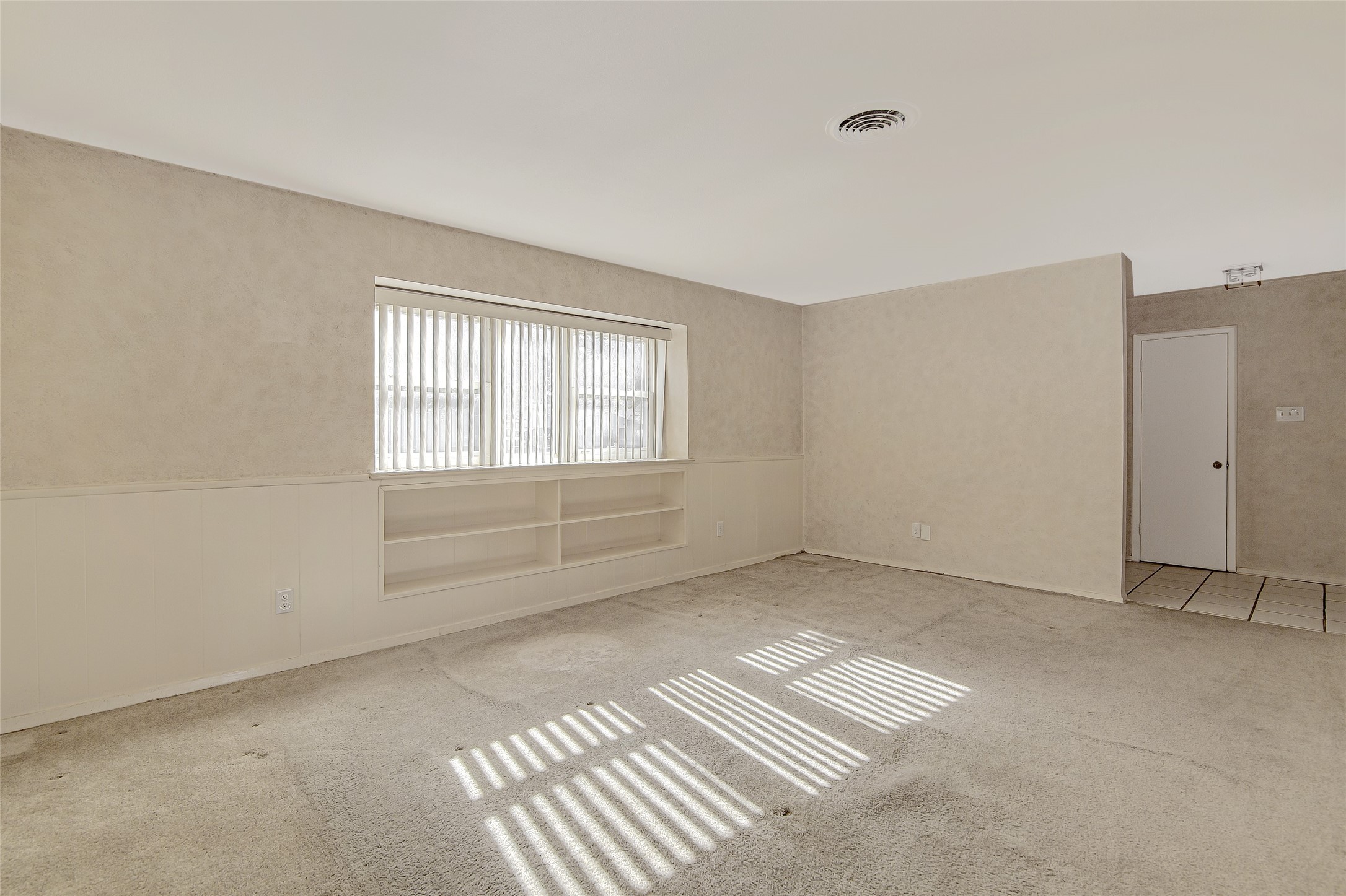 2709 Norwood Lane Arlington TX 76013