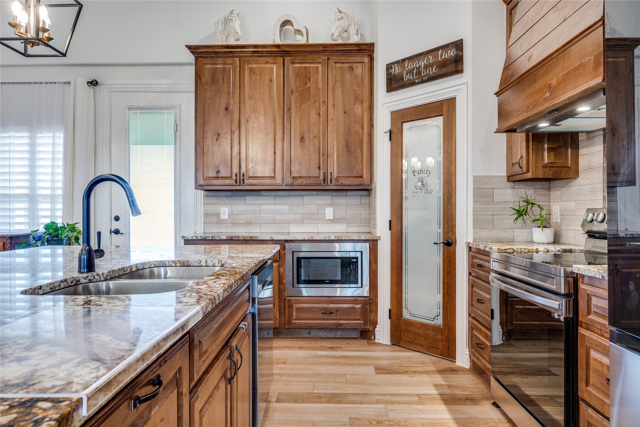 250 Alondrita Street Celeste TX 75423