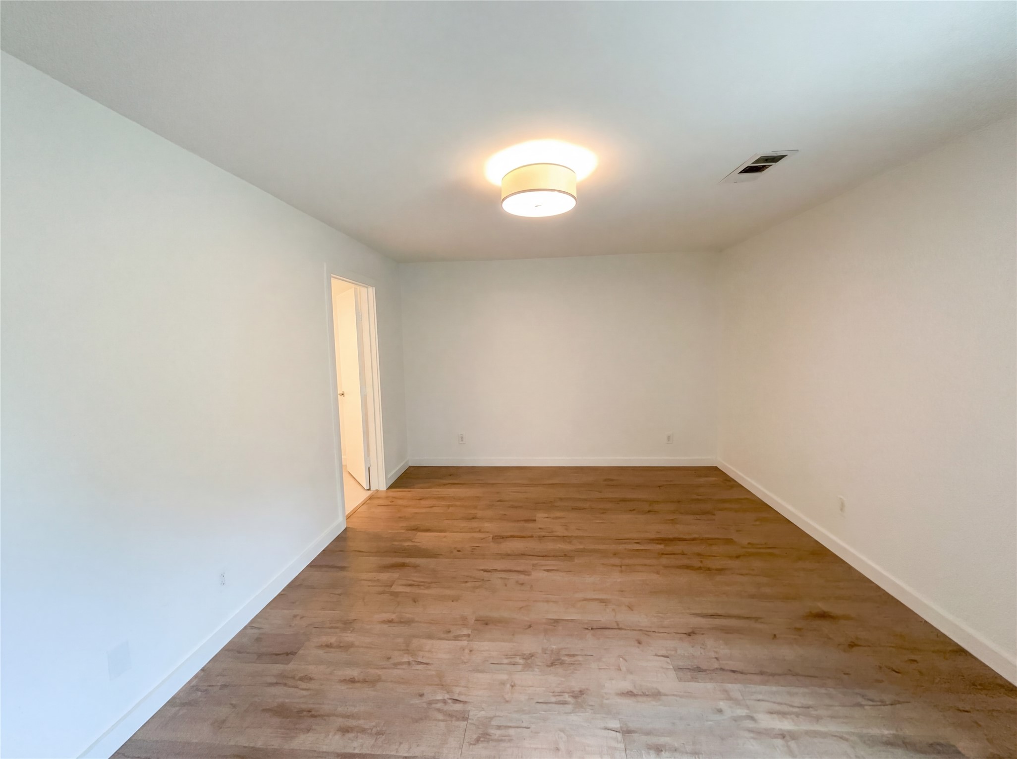 7121 Winding Creek Road Dallas TX 75252