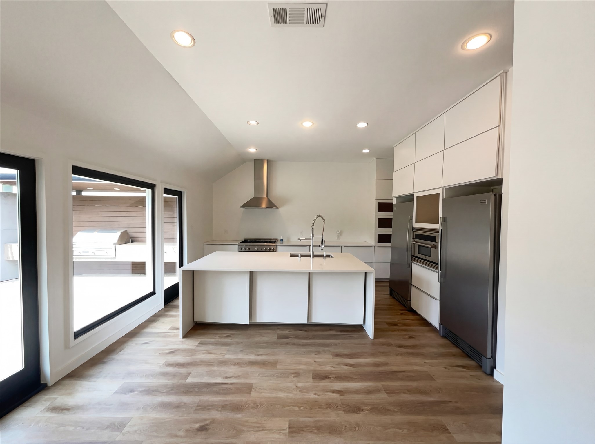 7121 Winding Creek Road Dallas TX 75252