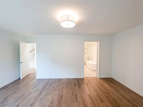 7121 Winding Creek Road Dallas TX 75252