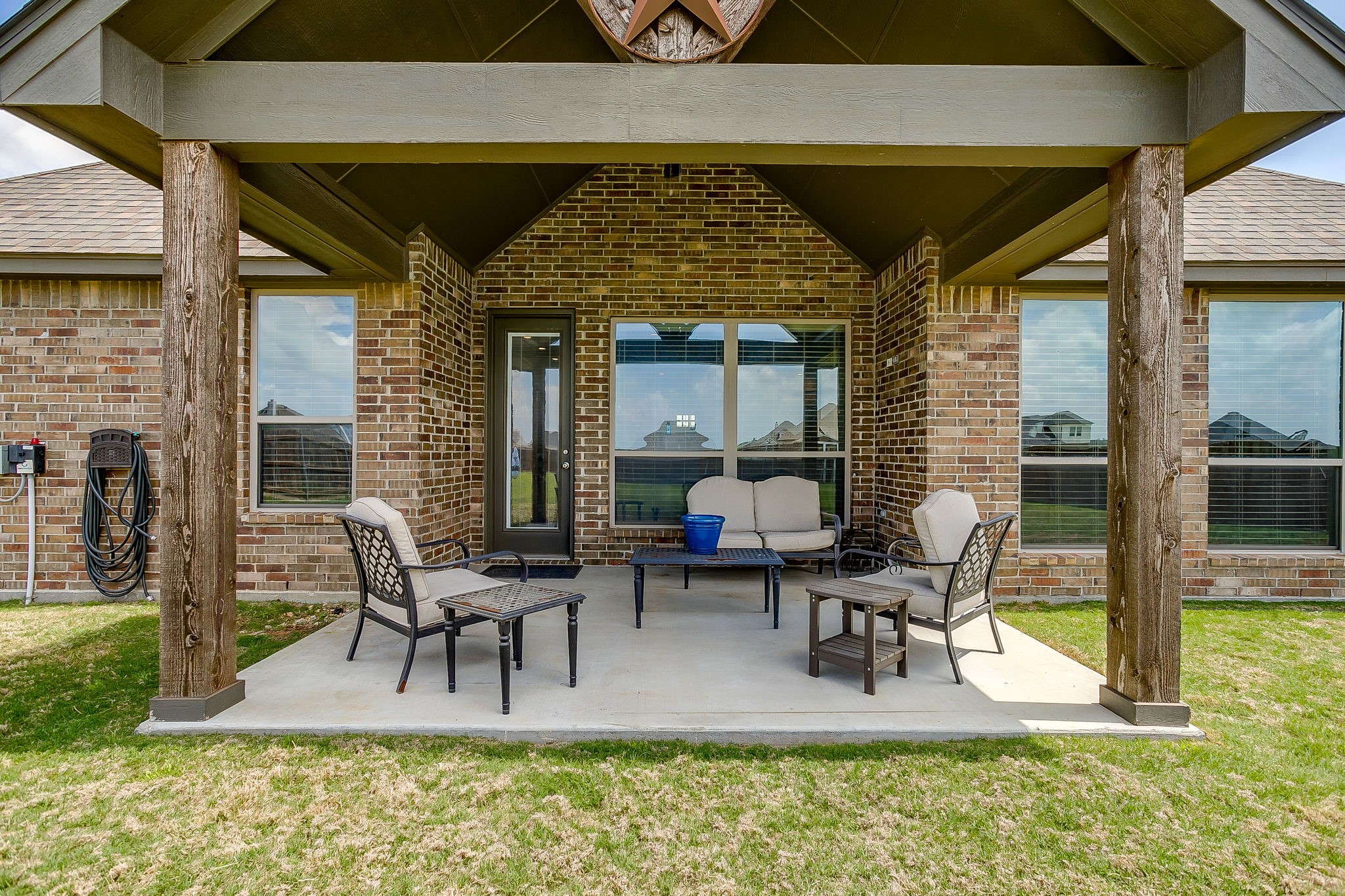 111 Saddle Ridge Godley TX 76044