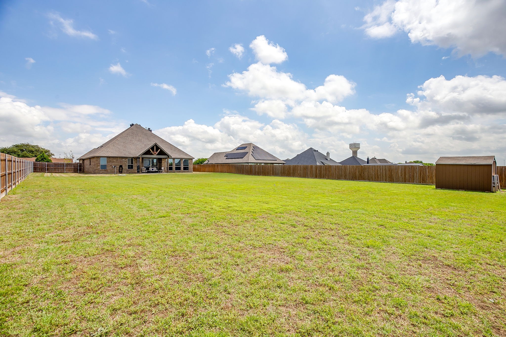 111 Saddle Ridge Godley TX 76044
