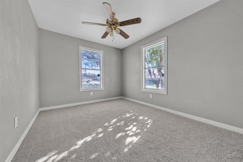 505 Perry Avenue Waxahachie TX 75165