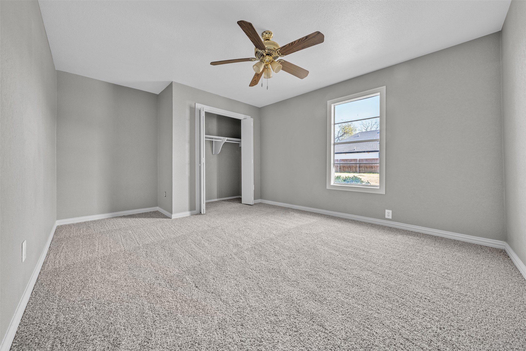 505 Perry Avenue Waxahachie TX 75165