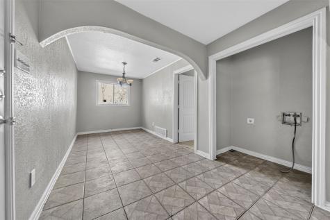 505 Perry Avenue Waxahachie TX 75165