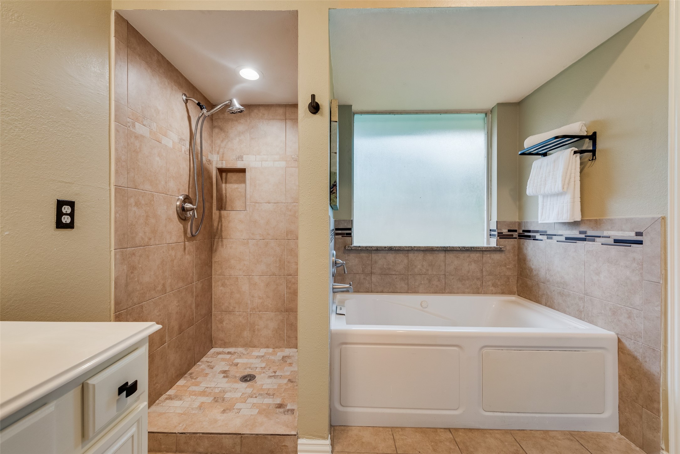 2201 Ridgewood Drive Mckinney TX 75071