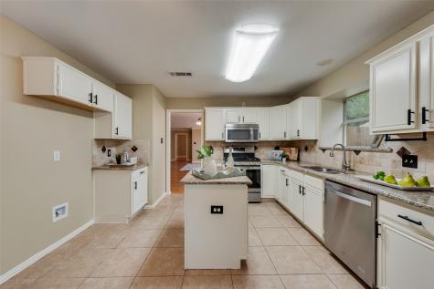 2201 Ridgewood Drive Mckinney TX 75071