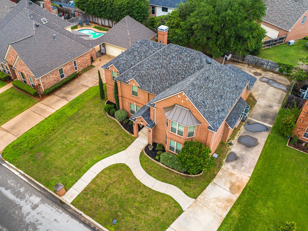 2813 Mesa Court Hurst TX 76054