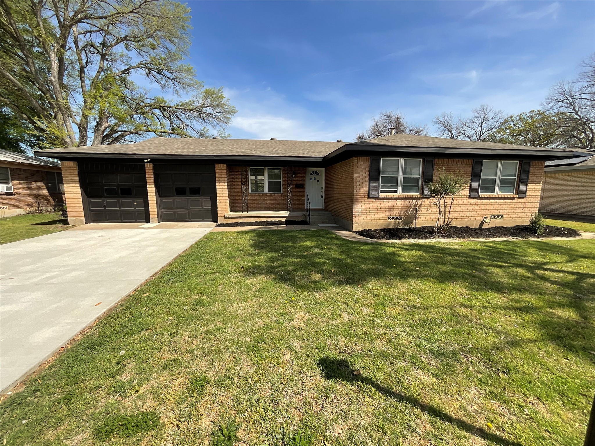 5401 Bonnie Wayne Street Haltom City TX 76117
