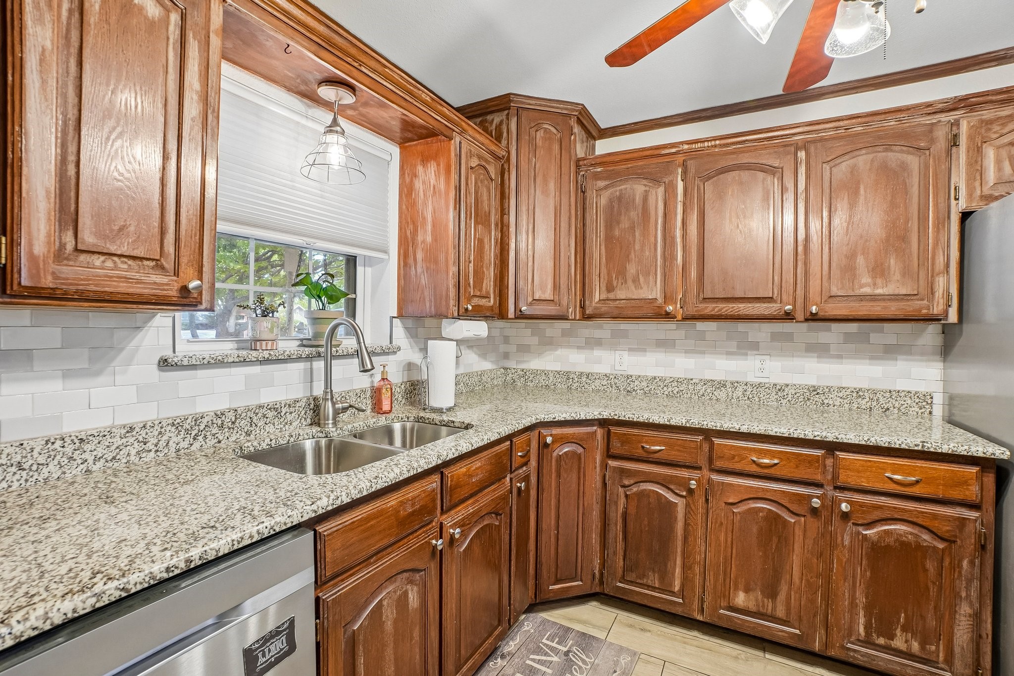 304 Woodlawn Street Krum TX 76249