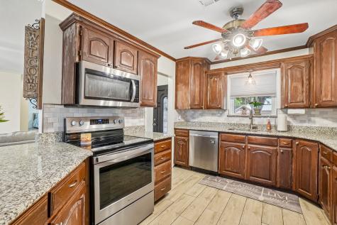 304 Woodlawn Street Krum TX 76249