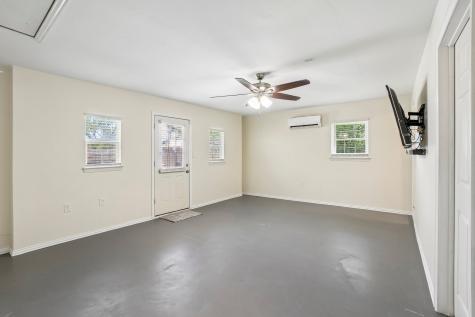 304 Woodlawn Street Krum TX 76249