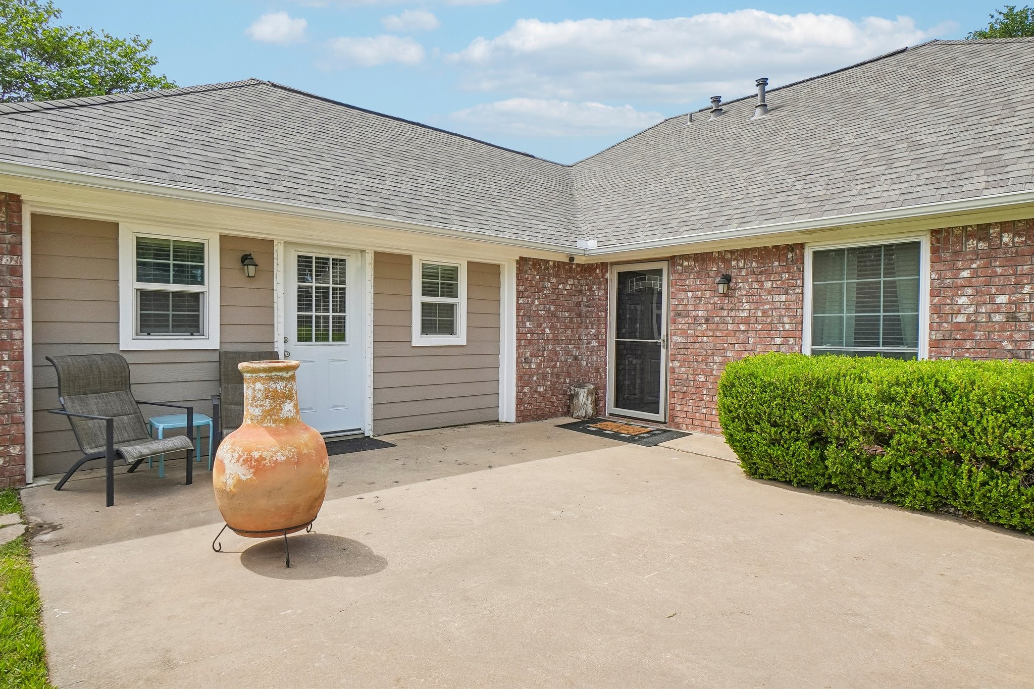 304 Woodlawn Street Krum TX 76249