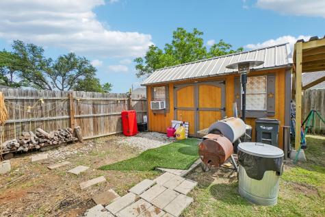 304 Woodlawn Street Krum TX 76249