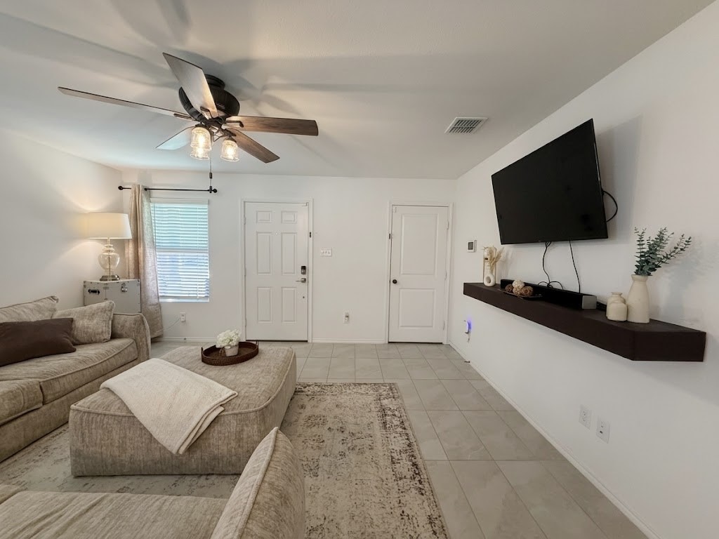 14033 Earlham Street Pilot Point TX 76258