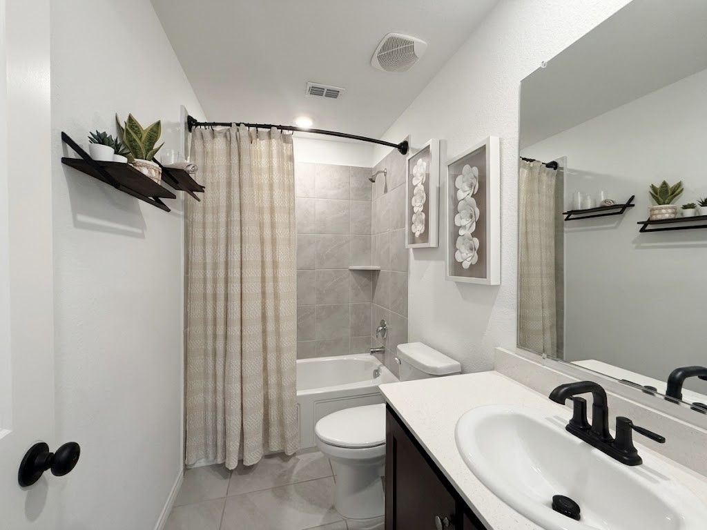 14033 Earlham Street Pilot Point TX 76258